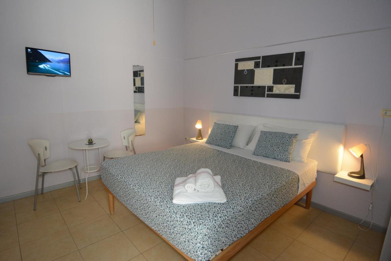 Lecce Stazione Centrale Ngoại thất bức ảnh